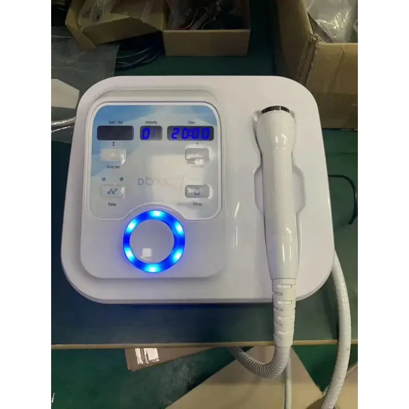 New Portable Cool/Hot EMS for skin Tightening/Puffiness/ Facial Electroporation machine for Beauty - GilloServ