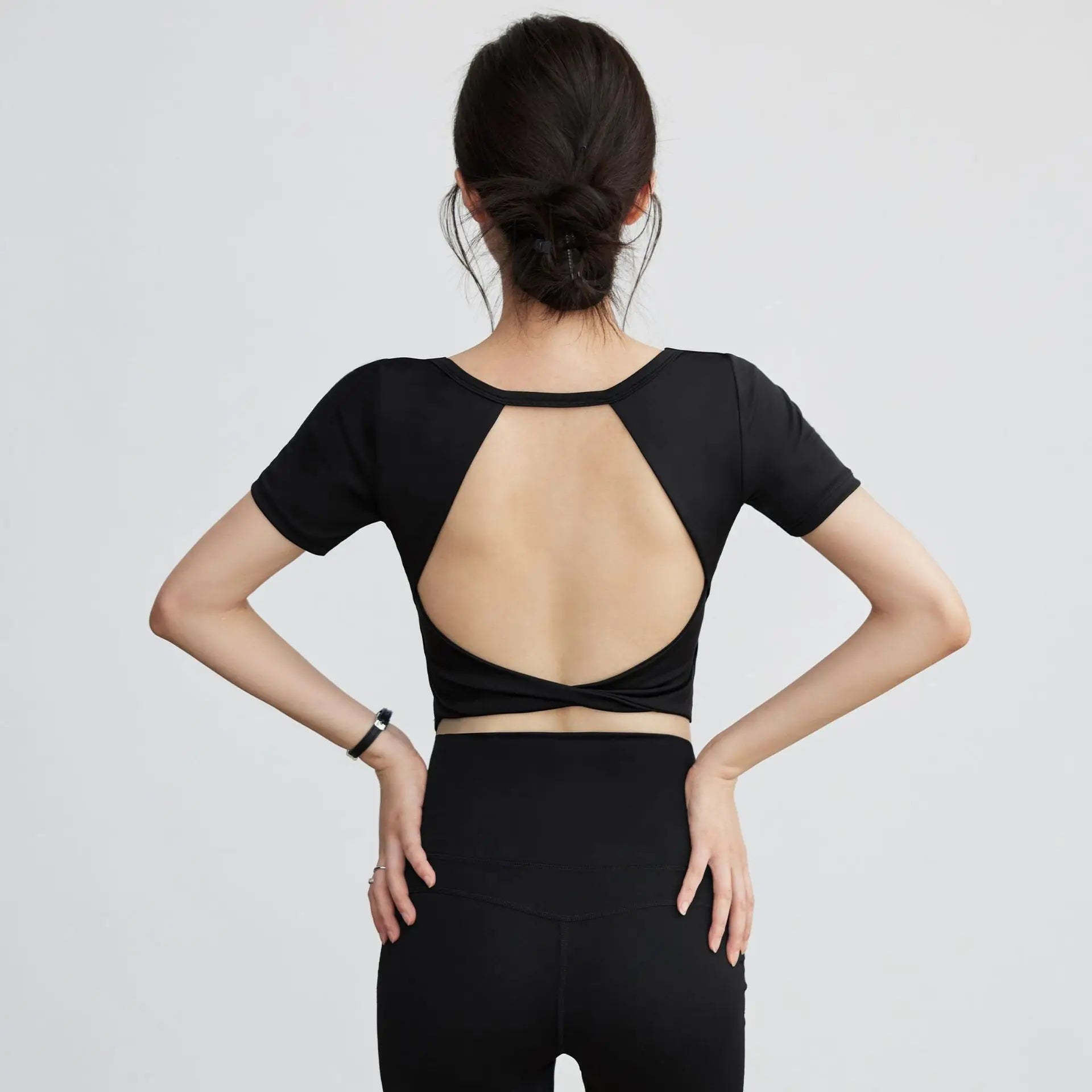 Yoga Clothes Sports Vest with Chest Pad Women's Tracksuit Athletic Wear Fitness Suit Gym Workout Push Up Clothes Sports Bra - GilloServ