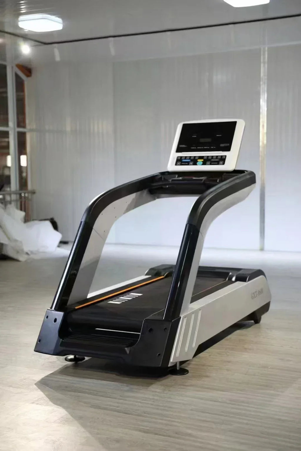 Commercial High Quality Intelligence Treadmill Running Machine Electric Treadmill Gym Sports Fitness Machine - GilloServ